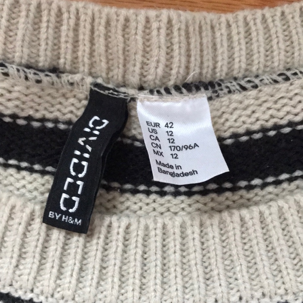 Sweater - Picture 2 of 2